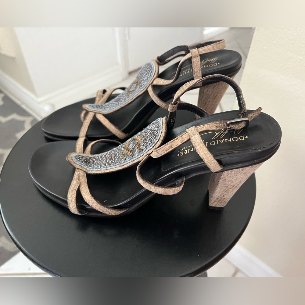 Donald Pliner beaded heels - Picture 5 of 7